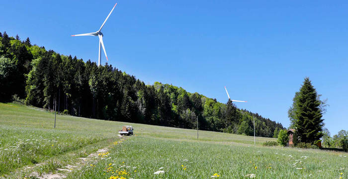 Eoliennes dans le Jura