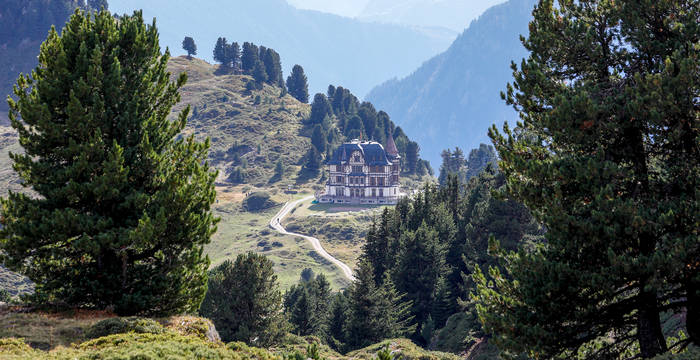 Blick auf das Pro Natura Zentrum Aletsch