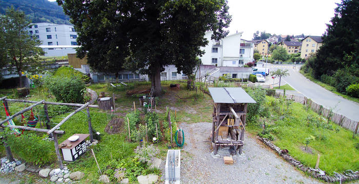 Der Naschgarten in Root bringt viel Natur in den Siedlungsraum und siegt damit in der Kategorie «Innovative Projekte» des Naturgarten-Wettbewerbs von Pro Natura.