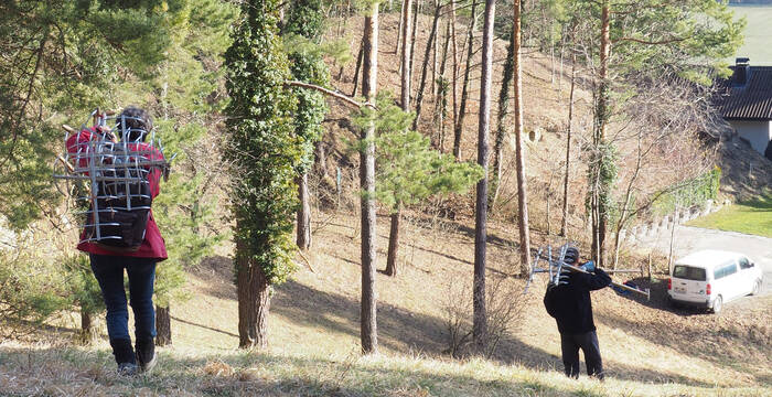 Freiwillige helfen am Immenberg