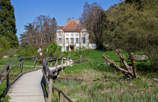 Blick auf das Pro Natura Zentrum Champ-Pittet © Pro Natura