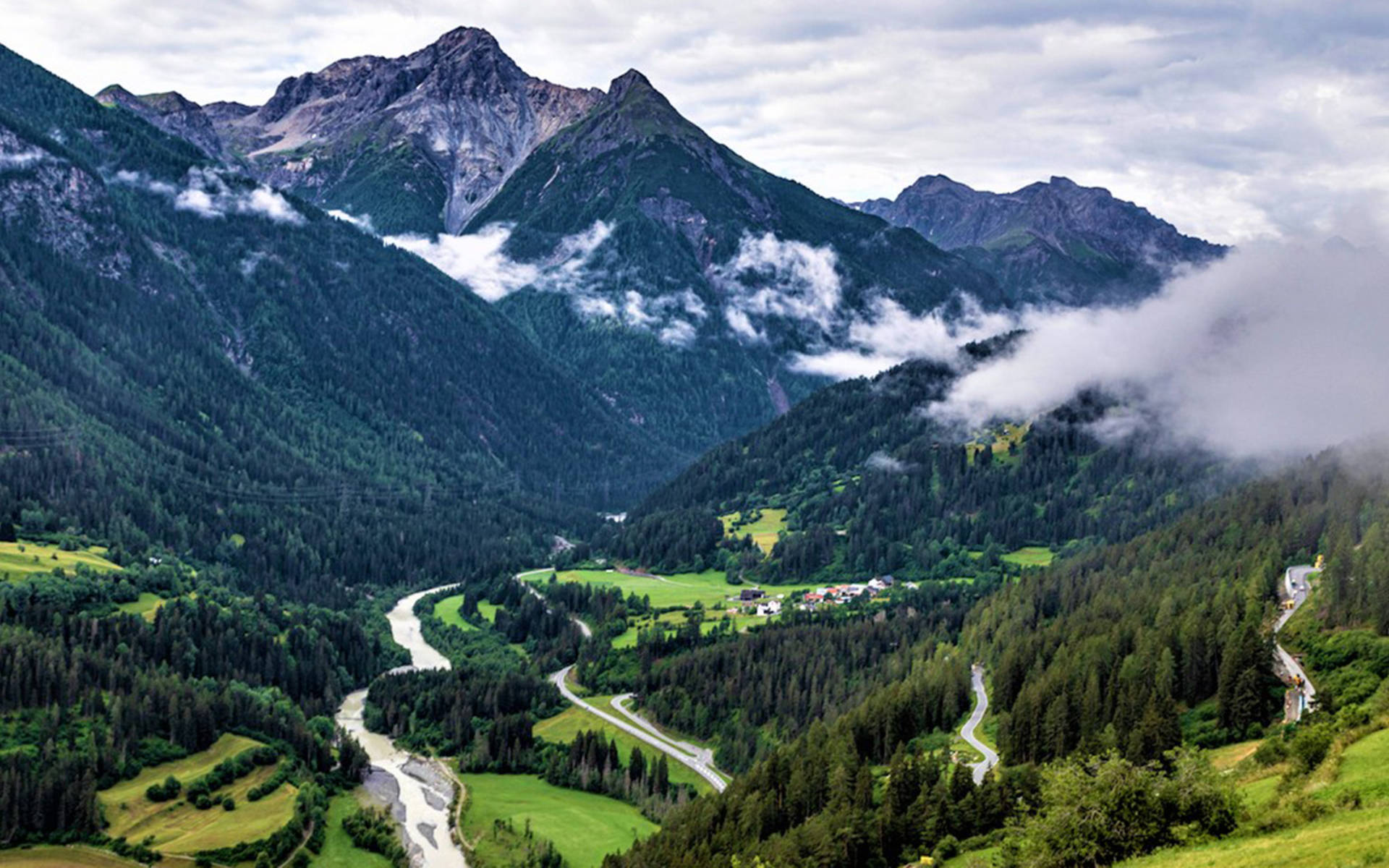 Ferienarbeitswoche: Strada im Unterengadin © Stiftung Umwelteinsatz