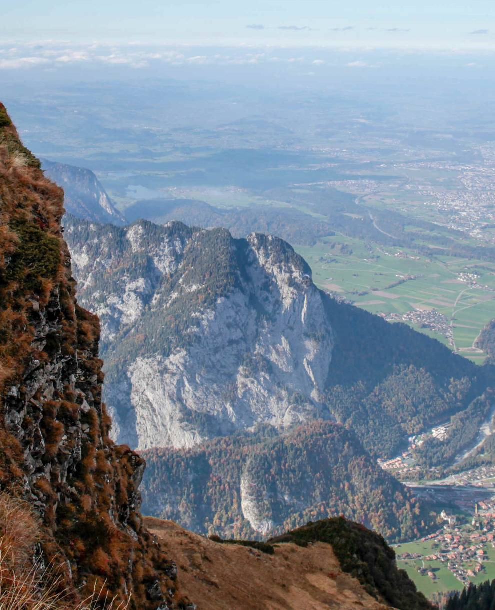 Blick auf Wimmis, Spiez, Thun, Richtung Seeland von Niesen aus BE