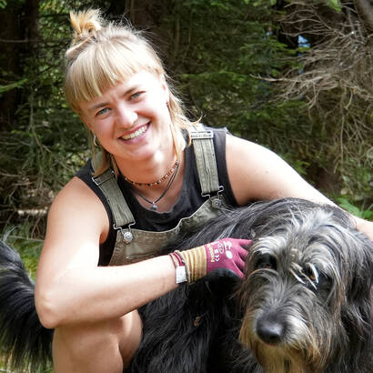 Moreen: «On s’est bien amusés ! Bien entendu, les trois mois avec Pro Biotop ont été fatigants, mais quand j’y repense, ce furent surtout des moments passionnants et drôles sur le terrain, de bons petits plats faits maison et de nouvelles amitiés qui ont vu le jour.»